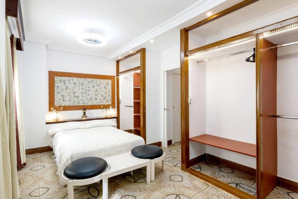 Precioso Apartamento Centrico Seville Exterior photo