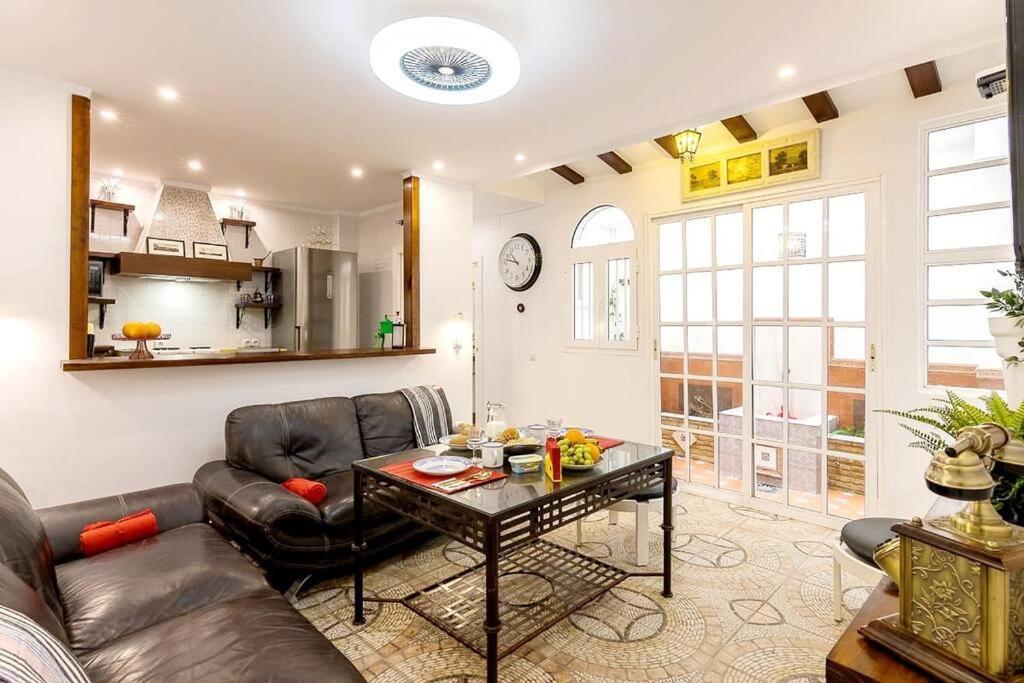 Precioso Apartamento Centrico Seville Exterior photo